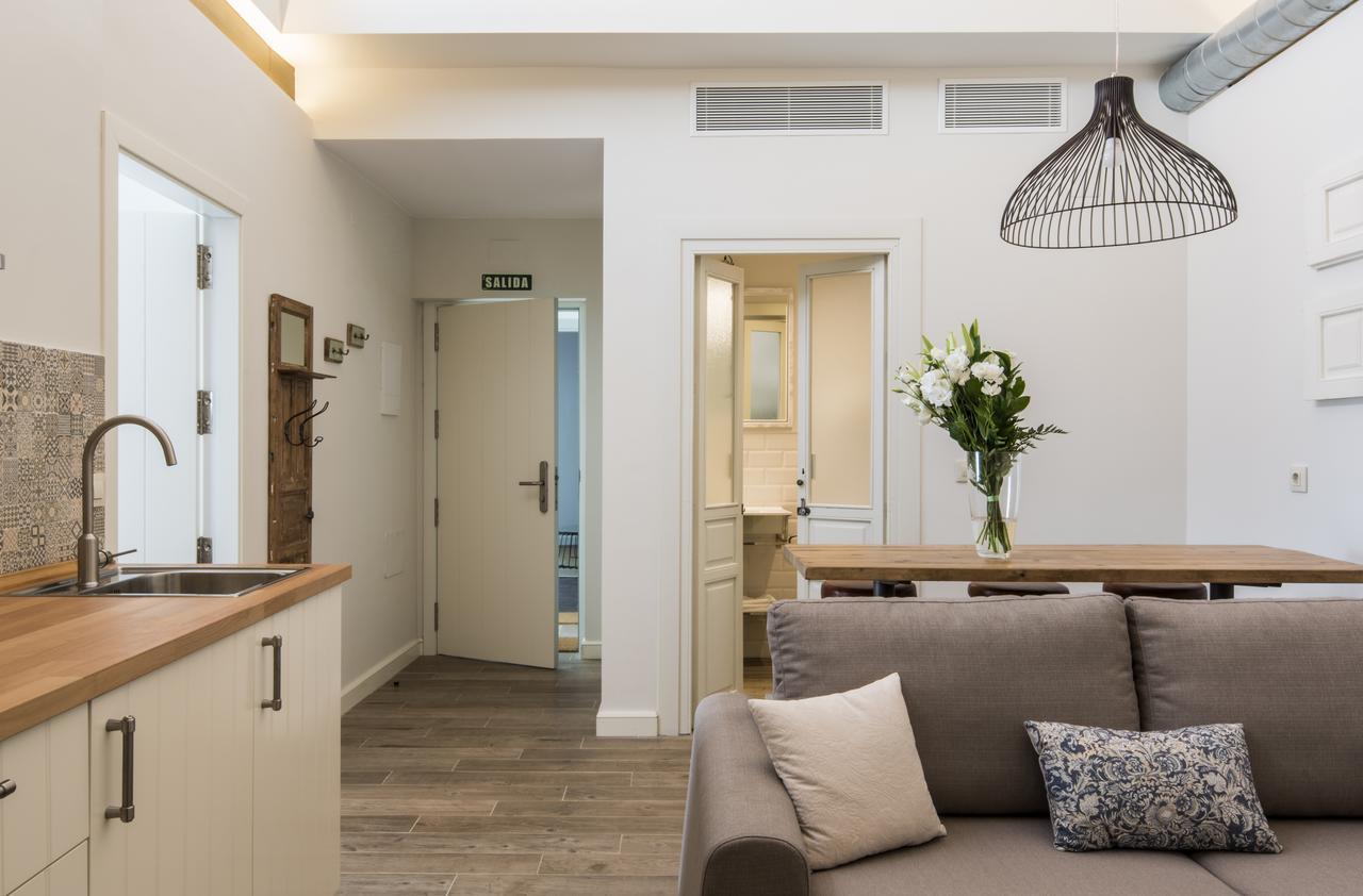 Santa Maria Apartments Севиля Екстериор снимка