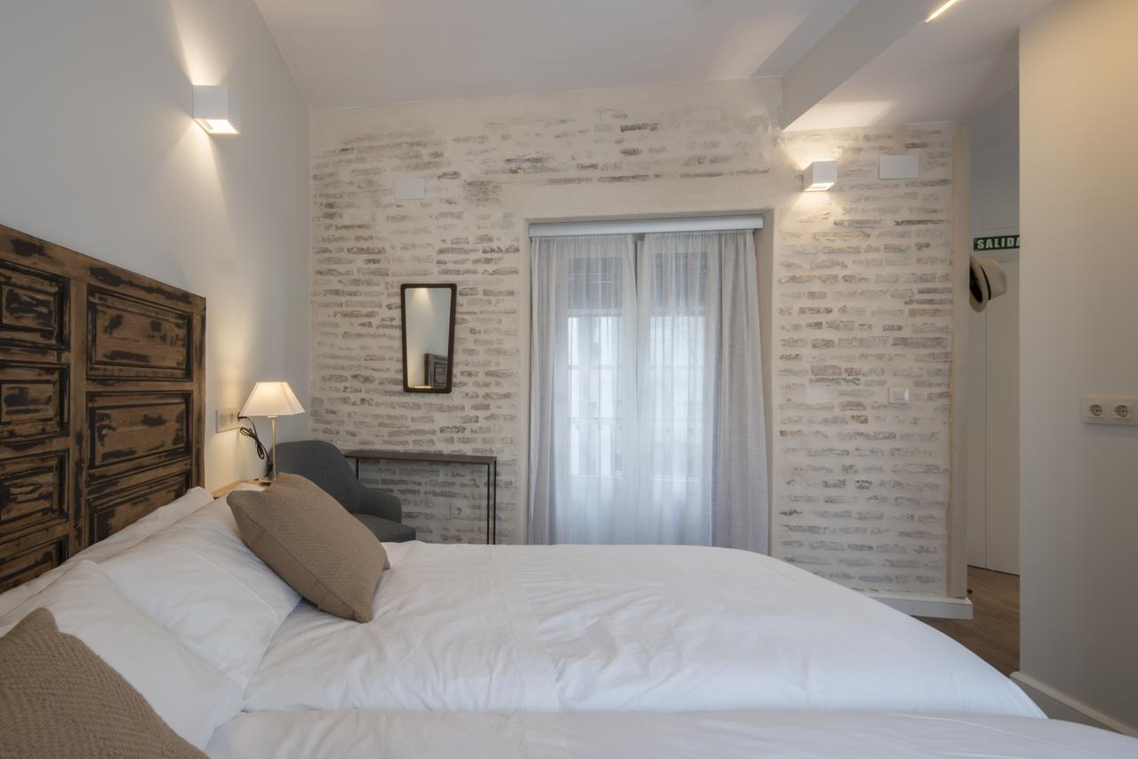 Santa Maria Apartments Севиля Екстериор снимка