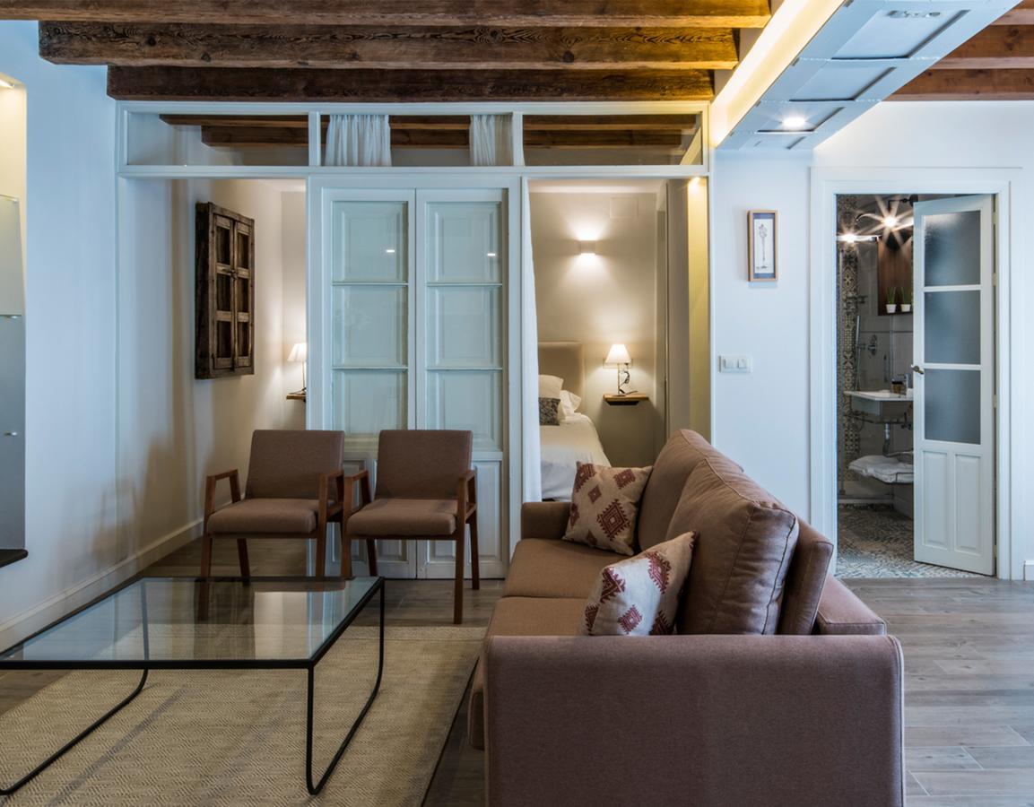 Santa Maria Apartments Севиля Екстериор снимка