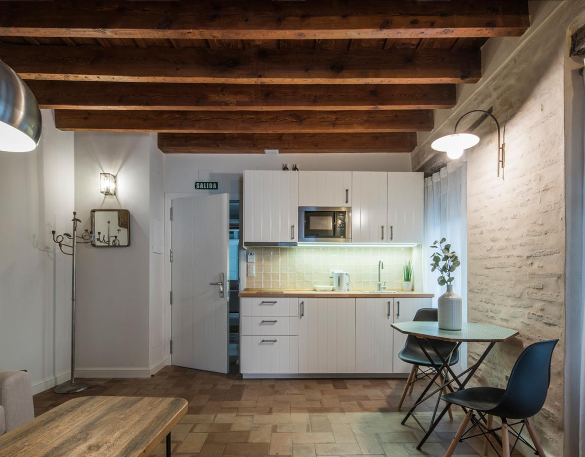 Santa Maria Apartments Севиля Екстериор снимка